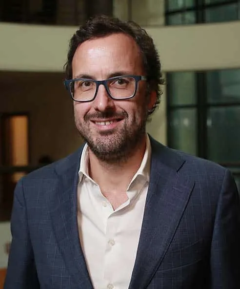 Claustro Bruno Proenca 492x592 1