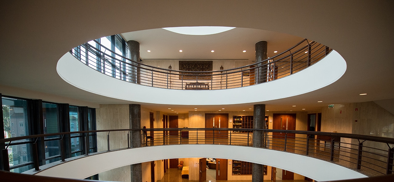 Serviços e livraria