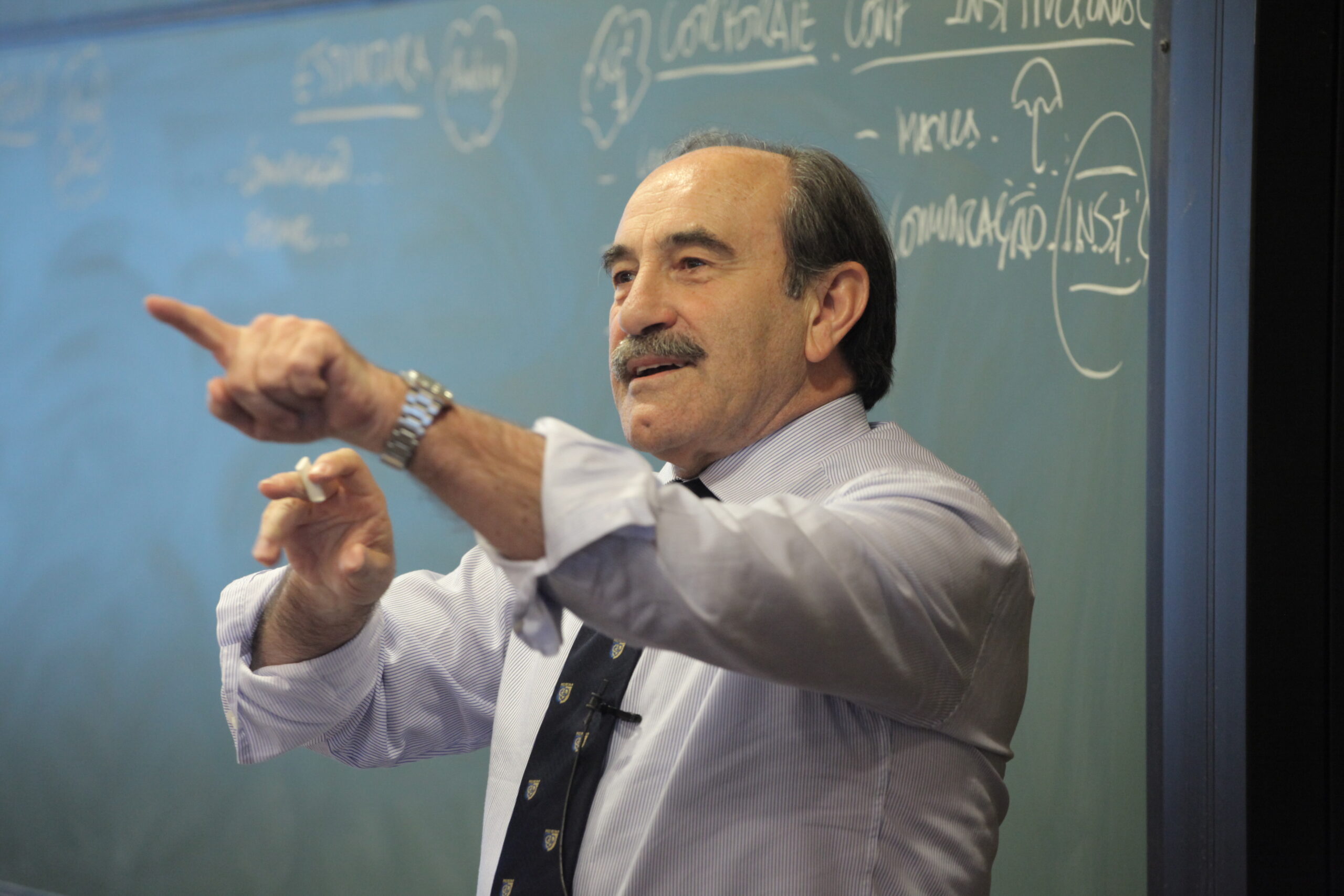 AESE fala sobre o valor do ChatGPT num encontro internacional de MBA, na Polónia