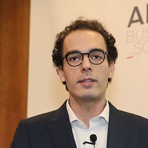 AESE Edward Ayres Abreu 300x300|Sandra Gonçalves 300x300|Manuel Ogando 300x300|Inês Magriço 300x300|Maria Castro 300x300|Claudia Rodrigues 300x300|Mauro Almeida 300x300